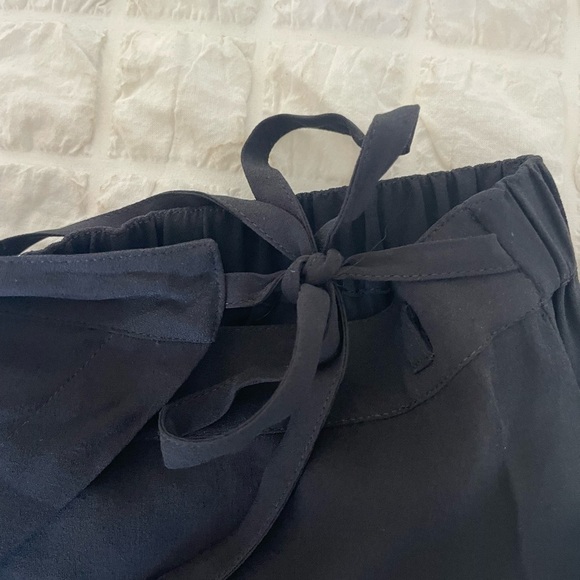 Eileen Fisher Silk Georgette Crop Black Wide-Leg Wrap Pants - Picture 9 of 12